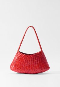 Valittu, poppy red
