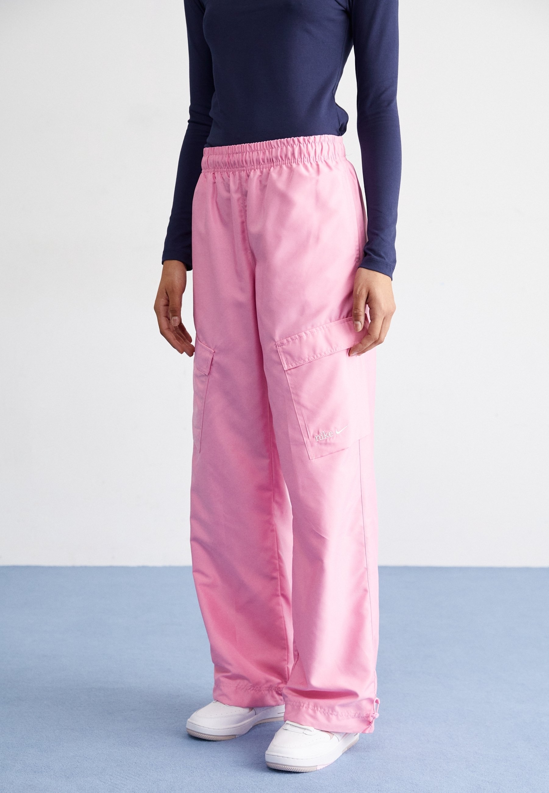 nike pink cargo pants