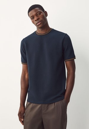 REGULAR FIT - TIPPED - Lihtne T-särk - navy