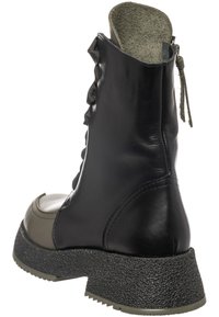 Cesare Gaspari Botines con plataforma - black