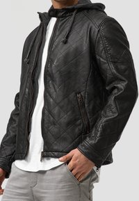 INDICODE JEANS Bunda z umělé kůže - black