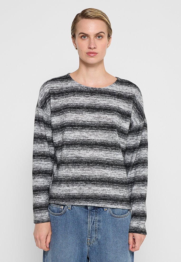 Only Trui niet gedefinieerd Only Trui niet gedefinieerd