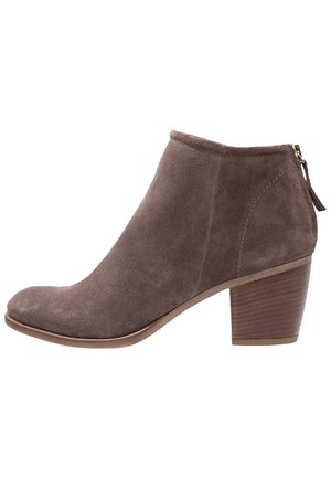 Enkelkaarsjes - dark brown