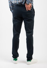 bugatti FUSTAGNO - Pantaloni - blu
