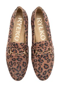 Leopard print loafers in brown and black suede with a gold decorative chain accent on the front. Textured surface, rounded toe design.