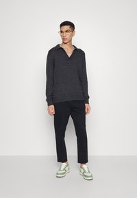 Only & Sons ONSPOWEE LIFE STRAIGHT - Camisola - dark grey melange