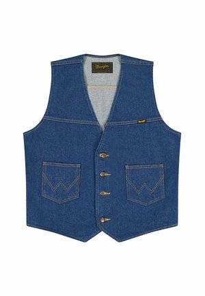 Blauwe denimvest met knopen aan de voorkant, twee voorzakken met W-vormige stiksels, en een Wrangler merklabel aan de binnenkant van de kraag.
