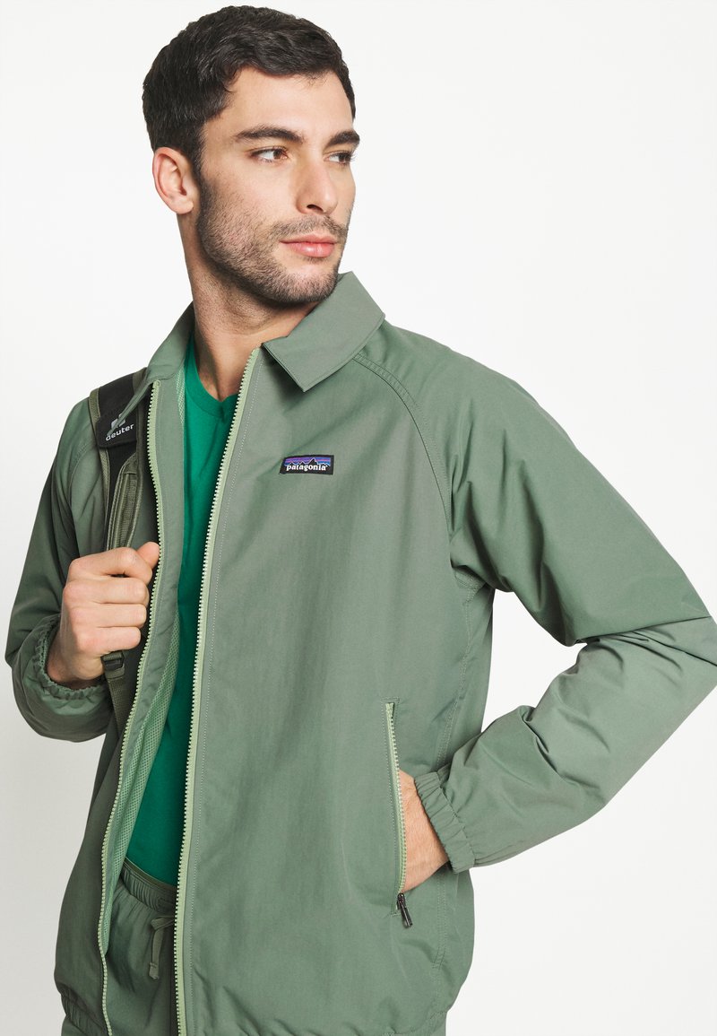 patagonia baggies pinyon green