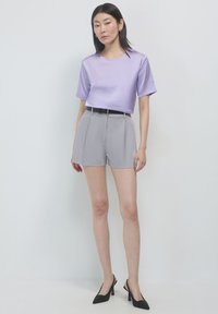 Calliope Camicetta - lilla