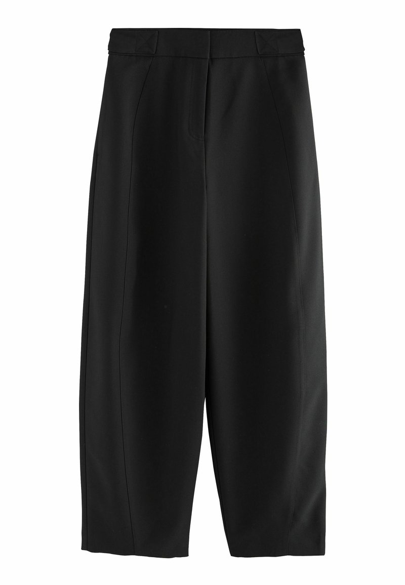 Culotte nere, sartoriali, realizzate in un tessuto morbido, con pieghe davanti, una cintura piatta e un design a gamba larga e cropped.