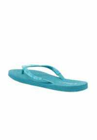 Una sandalía flip-flop turquesa hecha de goma texturizada con una suela plana y correas de tela que presentan un patrón degradado en azul.