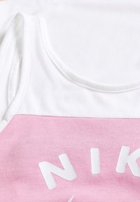 Nike Performance Top