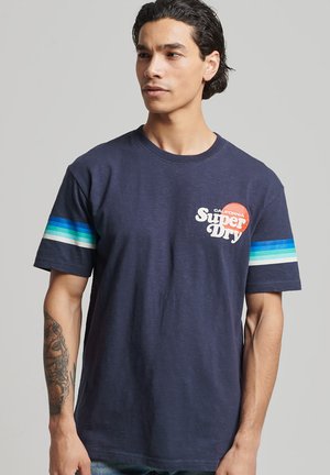 VINTAGE CALI - Triko s potiskem - atlantic navy