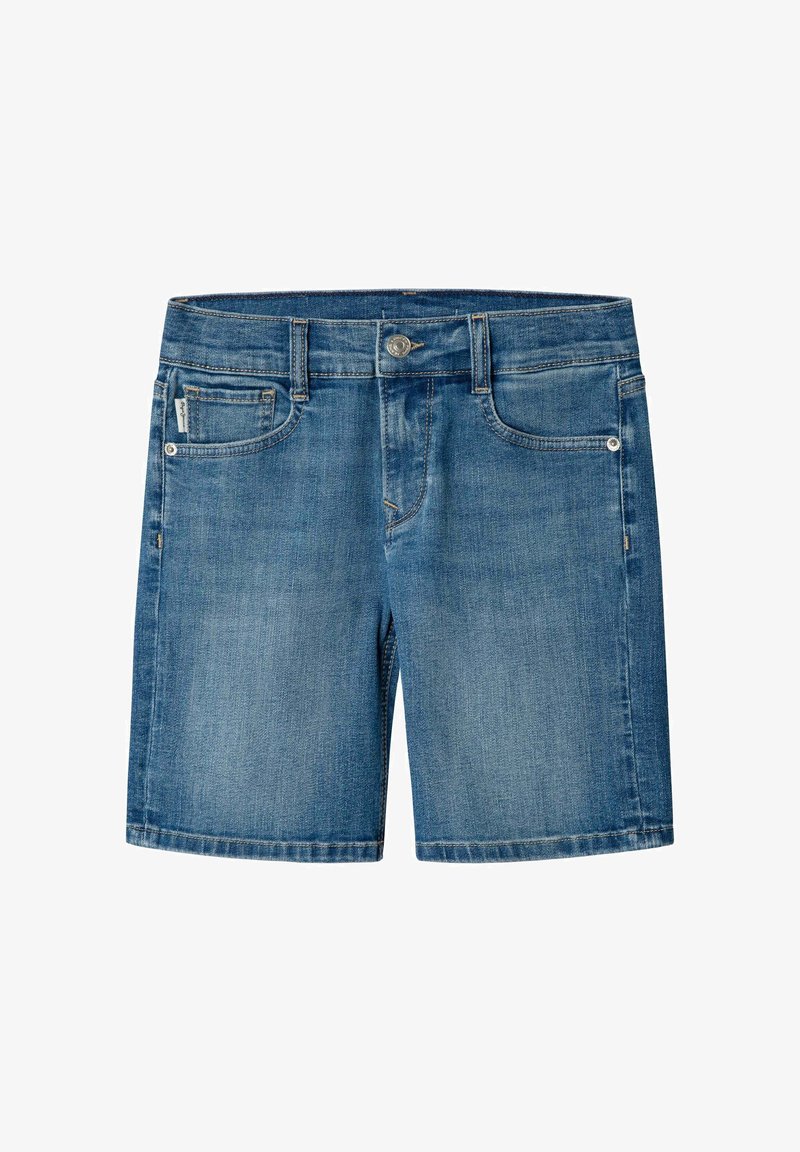 Modré rifľové šortky s predným gombíkom, očkami na opasok a prednými aj mincovými vreckami, zobrazené na bielom pozadí.