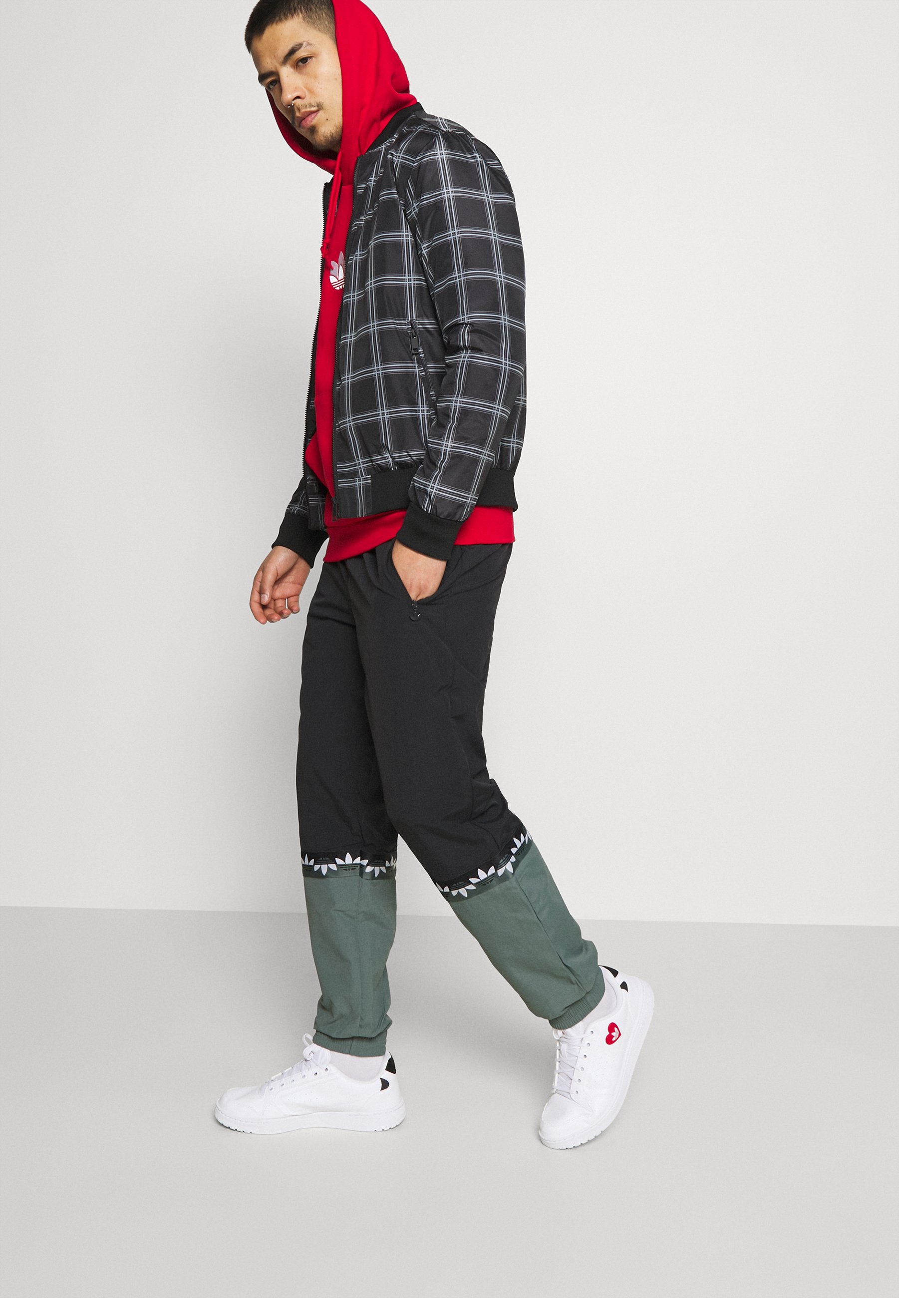 Adicolor sliced trefoil jogginghose Clearance