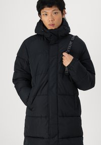 Jack & Jones EBRADLEY LONG - Zimski kaput - black