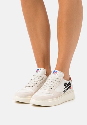 Boss x Russell Athletic AMBER - Sneaker low - open white