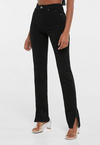 Bershka Vaqueros rectos - black