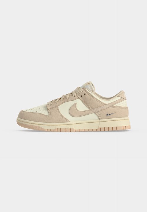 Nike DUNK LOW - Trainers - pearl white/pale ivory — photo 2