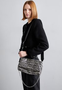 ROCKY WILD - Rankinė per petį - offwhite