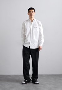 MOSCHINO TAPE - Krekls - white