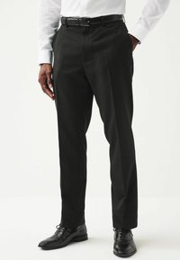 Next REGULAR FIT PLAIN FRONT - Anzughose - black