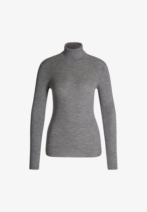 Grijze geribbelde turtleneck trui met lange mouwen, een aansluitende taille en hoge kraag op een witte achtergrond.