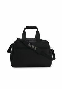Borsa da viaggio nera rettangolare BOSS con due manici, tracolla rimovibile e compartimenti con zip.