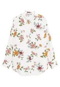 Chemise blanche à manches longues avec motifs floraux roses, orange et bordeaux, et feuilles vertes, dotée d'un col pointu.
