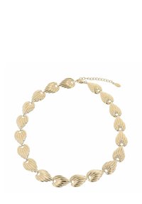 Collana dorata con pezzi metallici a forma di goccia intrecciata e rigata, collegati tra loro, e chiusura a catena regolabile.