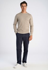 Thumbnail Image 2