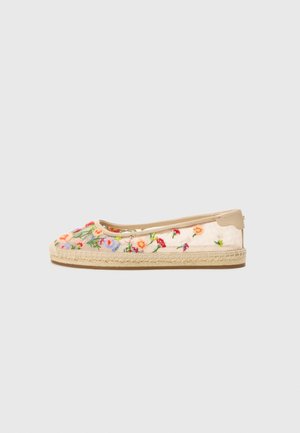 Bestickte Espadrilles mit einem Obermaterial aus beigem Canvas, floralen Mustern in verschiedenen Farben, einer geflochtenen Jutesohle und einem flachen Design.