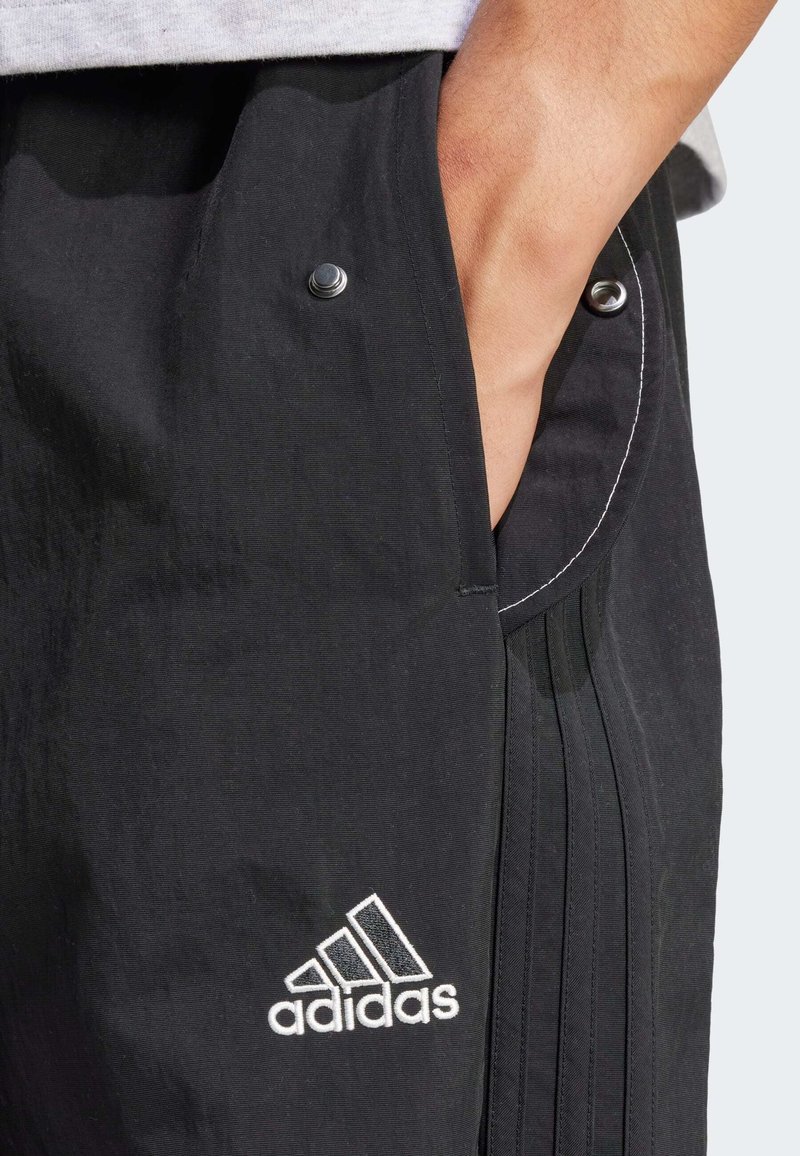 adidas Originals PARACHUTE LOOSE Pantaloni black/nero