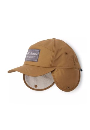 Berretto outdoor marrone Columbia con paraorecchie, fodera in pile, chiusure a scatto e toppa frontale con logo recante la scritta "Columbia An Outdoor Original Since 1938."