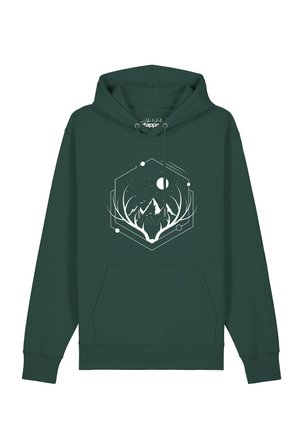 Dunkelgrüner Hoodie mit Fronttasche, mit weißer Grafik von Geweihen, die Berge, Mond, Sterne und ein geometrisches Hexagon-Design einrahmen.