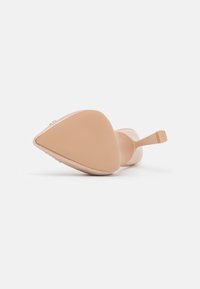 Steve Madden LUCENT - Mules de salto - nude