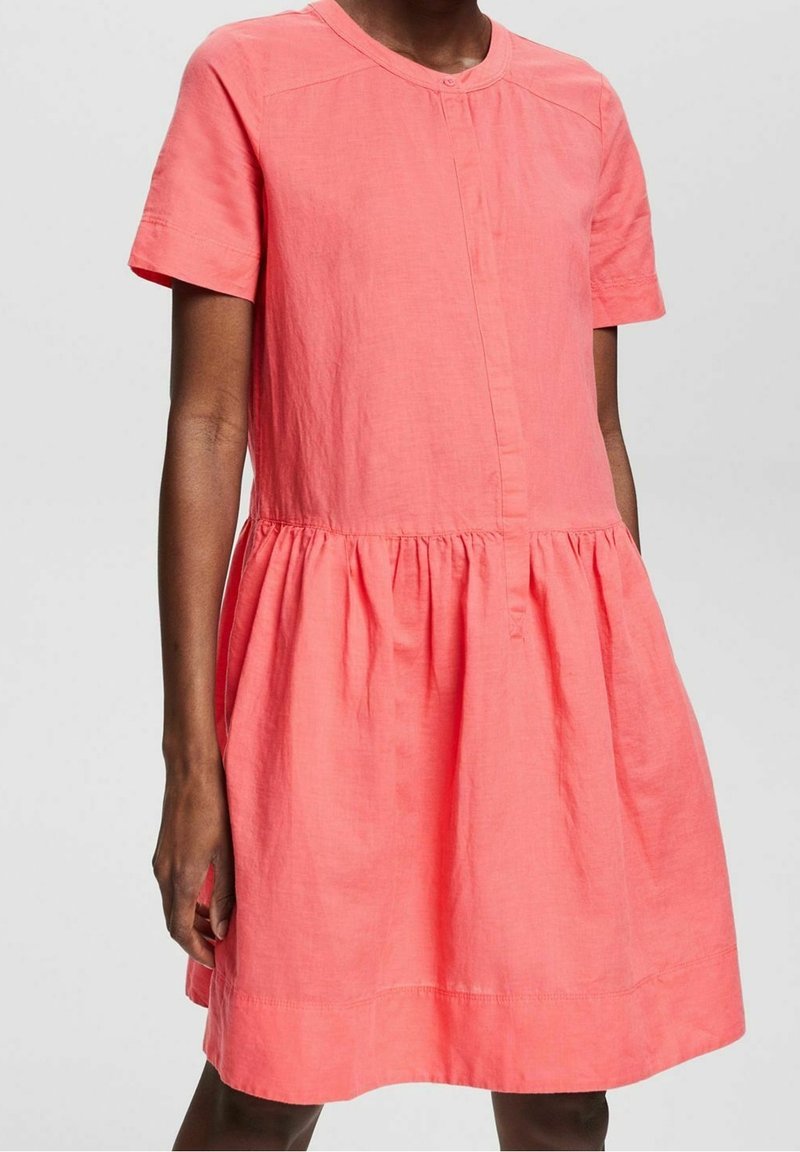 Esprit Robe de jour - red