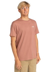 Billabong ARCH CREW SS - T-shirts basic - rew