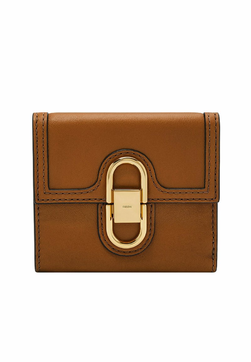 Portefeuille en cuir marron avec un fermoir ovale en métal doré, doté de coutures contrastées et d'une texture lisse. Forme rectangulaire compacte.