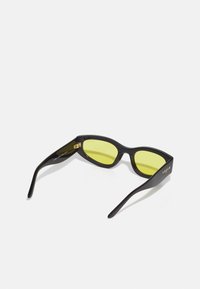 VOGUE Eyewear Päikeseprillid - black