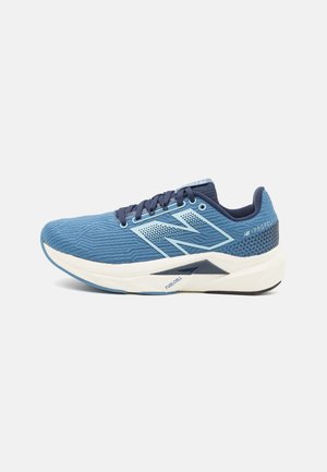 FUELCELL PROPEL V5 - Road running shoes - blue