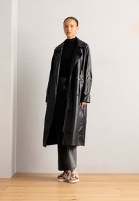 Thumbnail Image 2