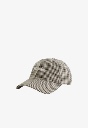 Casquette de baseball avec petit motif pied-de-poule noir et blanc et visière courbée, avec un texte blanc brodé discret sur le panneau avant.