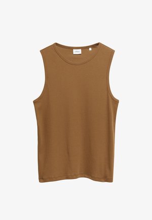 Brązowy dziany top na ramiączkach z okrągłym dekoltem, zaprojektowany do noszenia na co dzień, przedstawiony na białym tle.