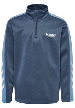 Marineblauwe pullover met een half-rits kraag, met lichterblauwe zijpanelen en witte branding op de borst en mouwaccenten.