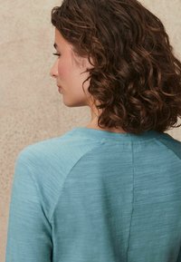 Next SLUBBED RAW EDGE PRETTY - REGULAR FIT - Maglietta a manica lunga - pink