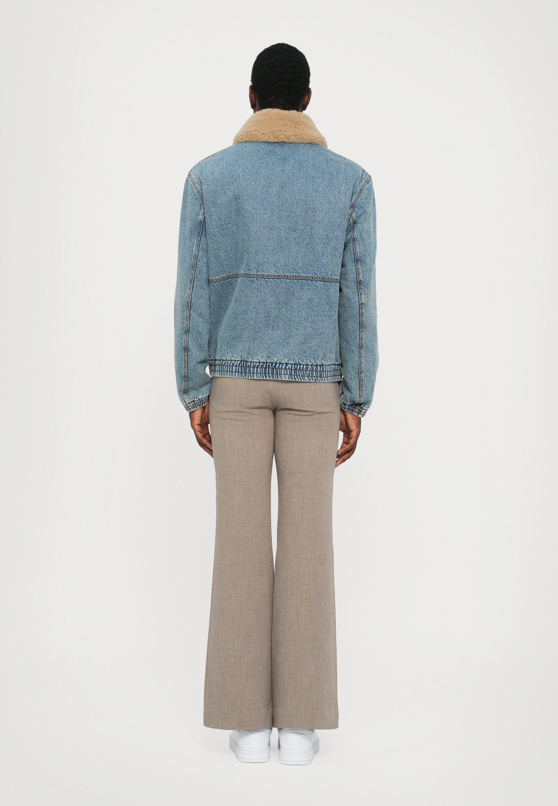 Armani Exchange BLOUSON JACKET - Denim jacket - light blue denim Armani Exchange BLOUSON JACKET - Denim jacket - light blue denim