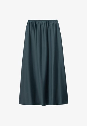 Lange, dunkelblau-grüne Satinschürze mit elastischem Bündchen und glattem, fließendem Stoff, auf einem weißen Hintergrund präsentiert.