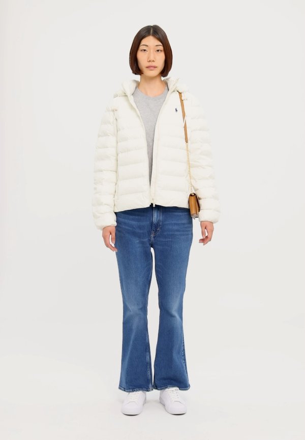 WATER RESISTANT PACKABLE HOODED JACKET - Light jacket - estate cream4