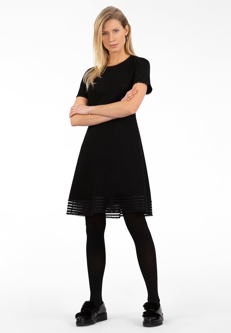 Apart Jurk zwart Apart Jurk zwart